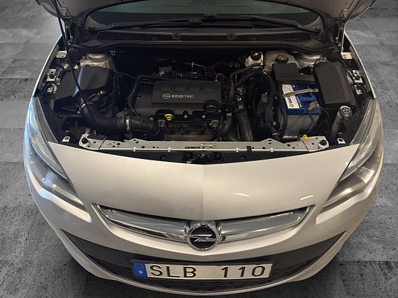 Opel Astra 9 of 23