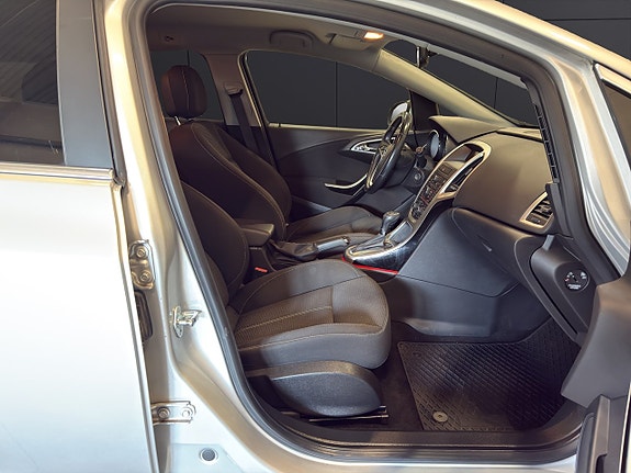 Opel Astra 11 of 23