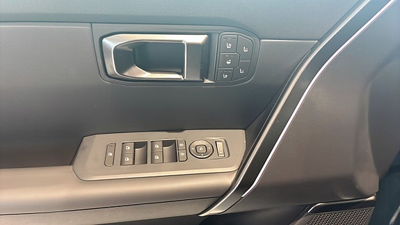 Kia Seltos 11 of 22