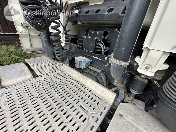 DAF XF480 med hydraulik 26 of 27