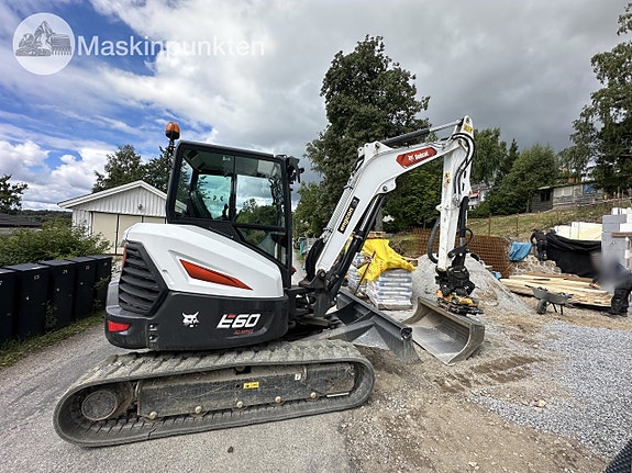 Bobcat e60 med redskap 4 of 5