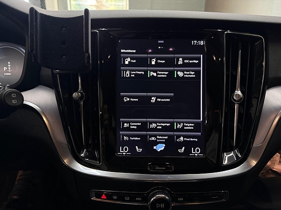 Volvo V60 14 of 22