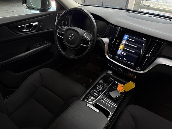 Volvo V60 22 of 22