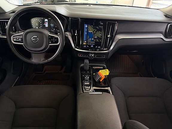 Volvo V60 10 of 22