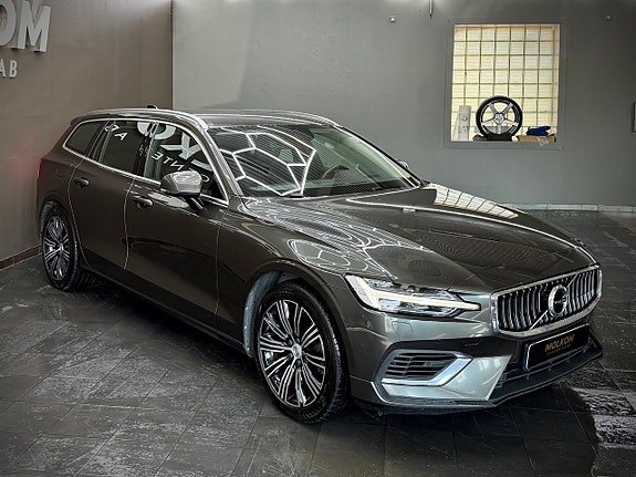 Volvo V60 3 of 5