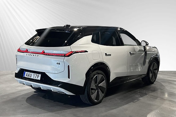 Lynk & Co 08 10 of 30