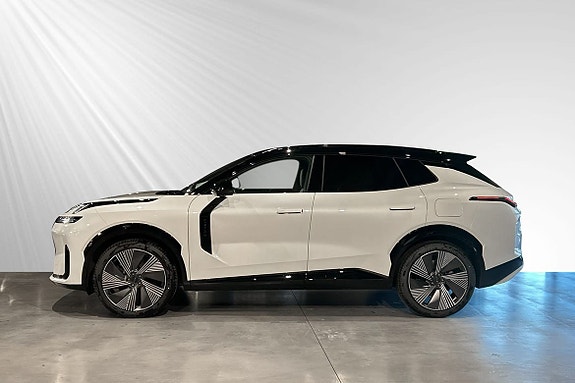 Lynk & Co 08 6 of 30