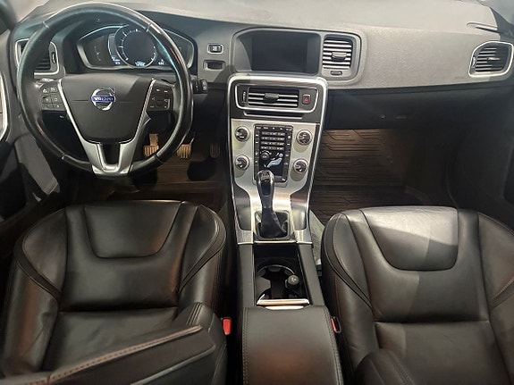 Volvo V60 5 of 5