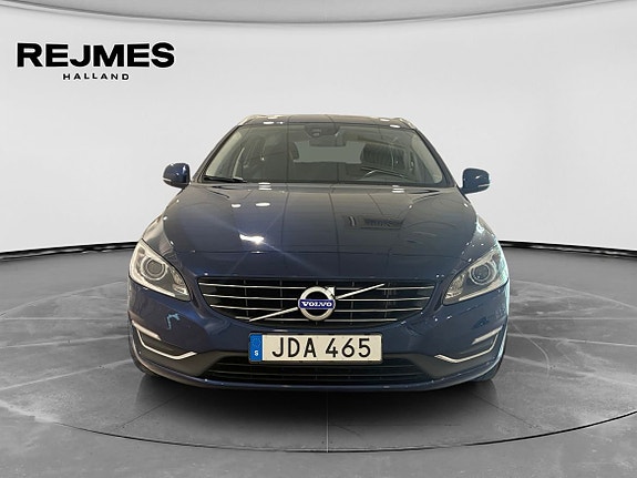 Volvo V60 9 of 14