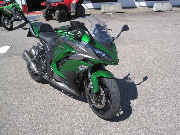 Kawasaki Ninja Z1000SX 1.0 Euro 4 2 of 3