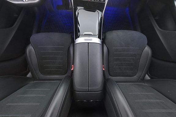Mercedes-Benz C300 19 of 30