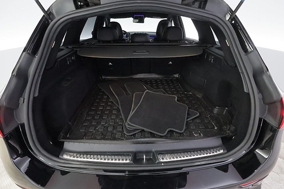 Mercedes-Benz C300 8 of 30