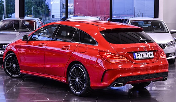 Mercedes-Benz CLA200 3 of 5