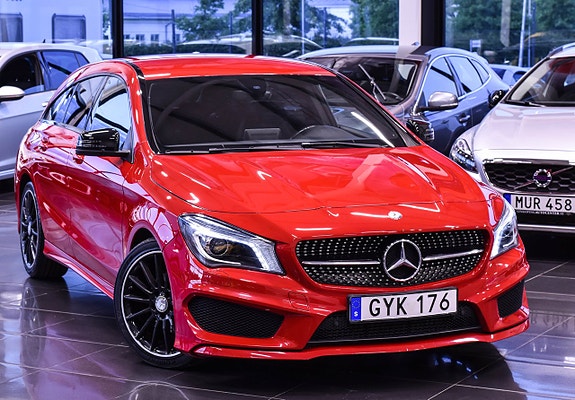 Mercedes-Benz CLA200 2 of 5