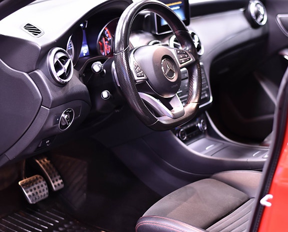 Mercedes-Benz CLA200 15 of 20