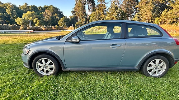 Volvo C30 3 of 5