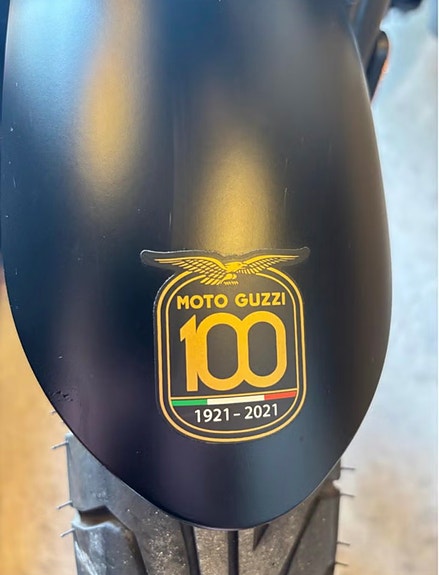 Moto Guzzi V7 850 5 of 5