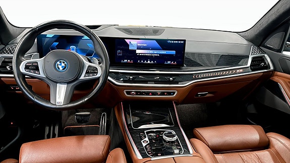 BMW X5 4 of 5