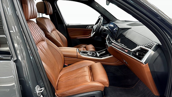 BMW X5 3 of 5