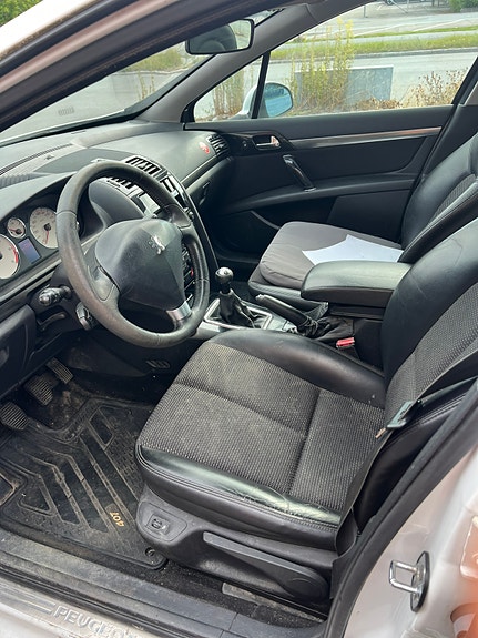 Peugeot 407 6 of 7