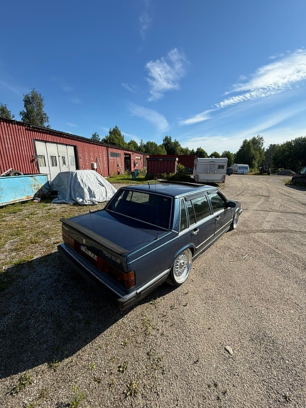 Volvo 760 4 of 6