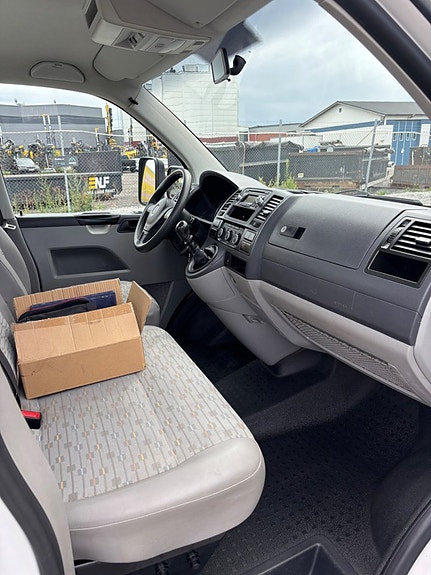 Volkswagen Transporter 8 of 20