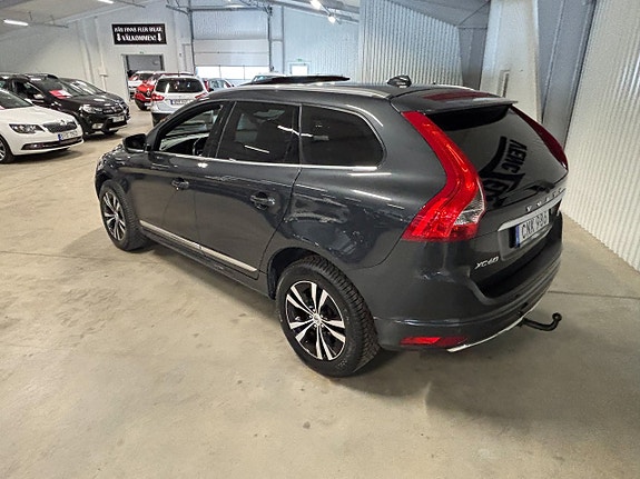 Volvo XC60 4 of 15