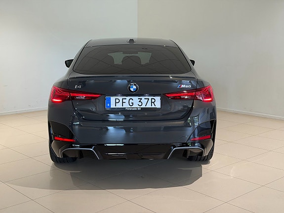 BMW i4 10 of 10