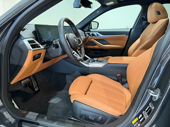 BMW i4 4 of 5