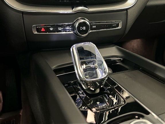 Volvo XC60 20 of 29
