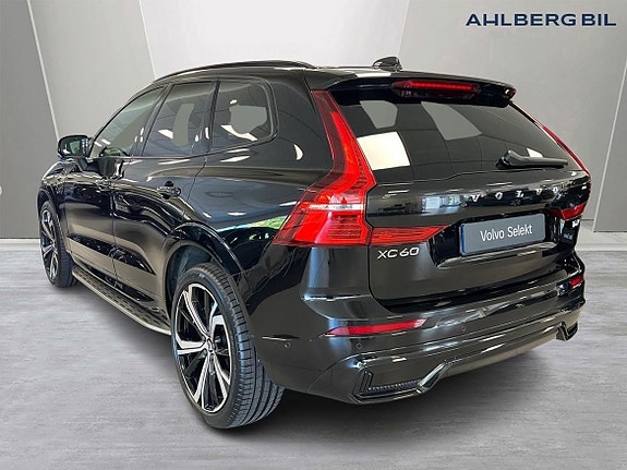 Volvo XC60 3 of 29