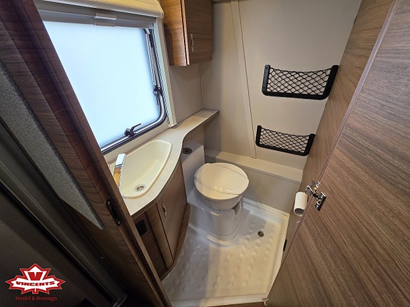 Knaus Sport 400 QD 12 of 15