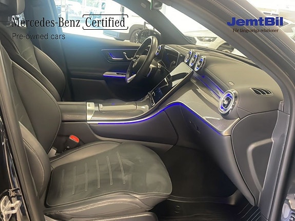 Mercedes-Benz GLC300 de 8 of 10