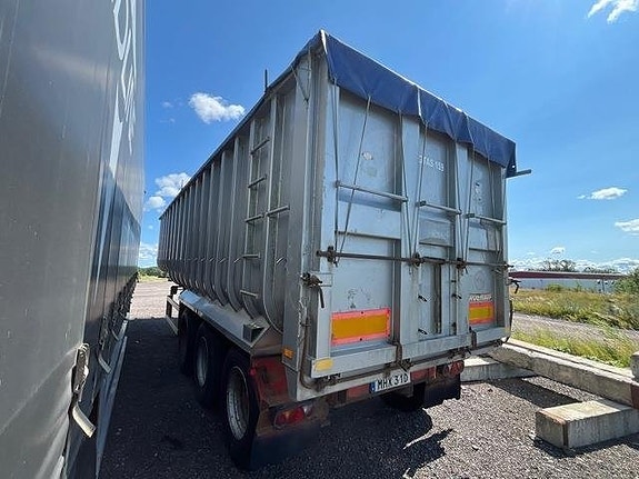 Fruehauf 2 of 5