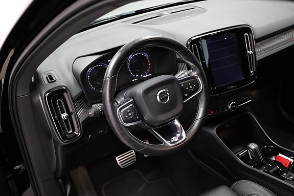 Volvo XC40 5 of 5