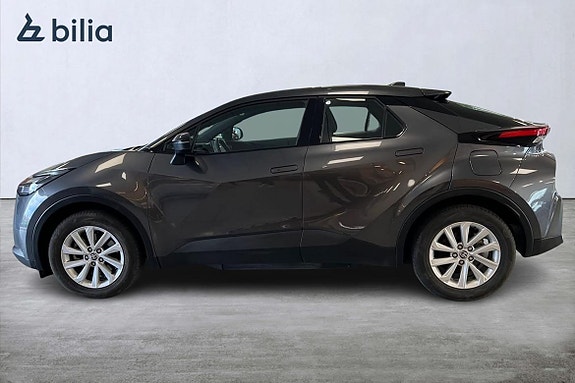 Toyota C-HR 3 of 5