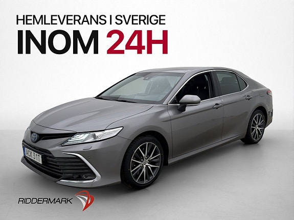 Toyota Camry 3 of 25