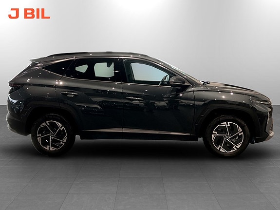 Hyundai Tucson 13 of 15