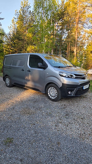 Toyota Proace 2 of 6