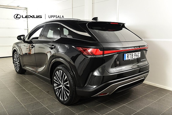 Lexus RX450h+ 3 of 23