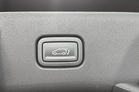 Kia Seltos 18 of 24