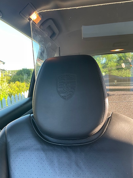 Porsche Cayenne S 6 of 10