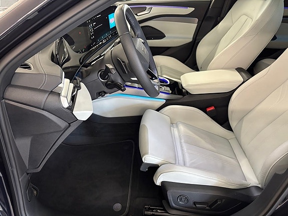 Audi A6 4 of 14