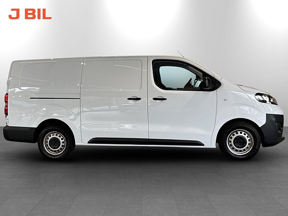Opel Vivaro 4 of 5