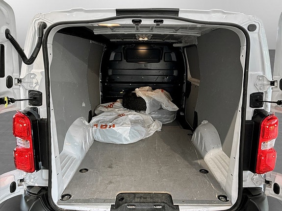 Opel Vivaro 18 of 18