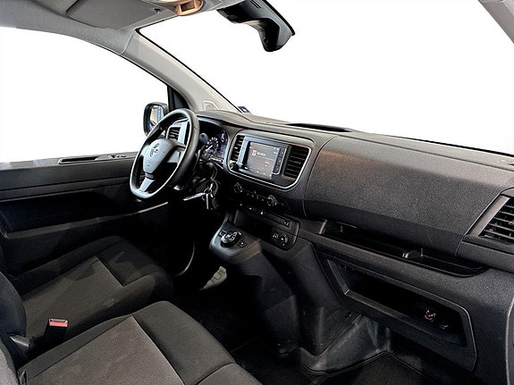 Opel Vivaro 15 of 18
