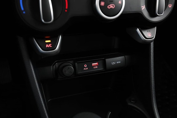 Kia Picanto 25 of 30