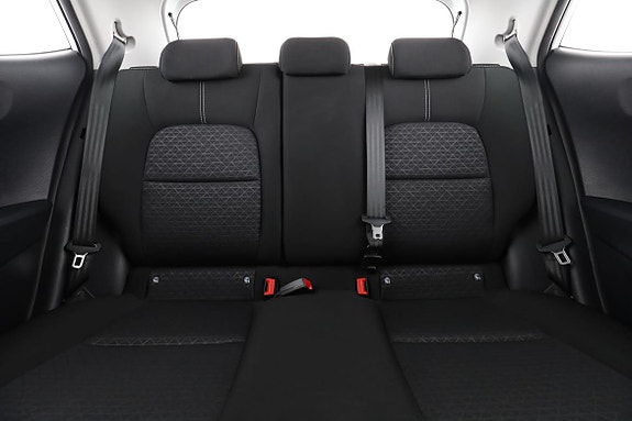 Kia Picanto 16 of 30