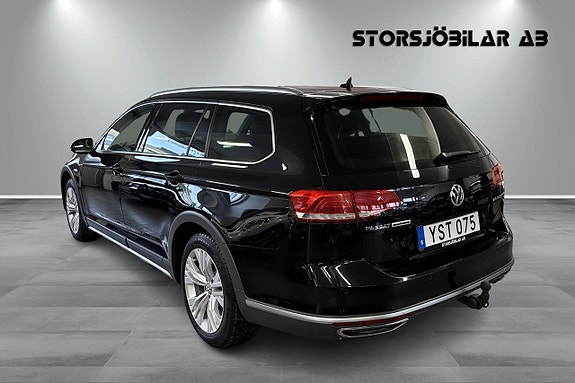 Volkswagen Passat Alltrack 5 of 20