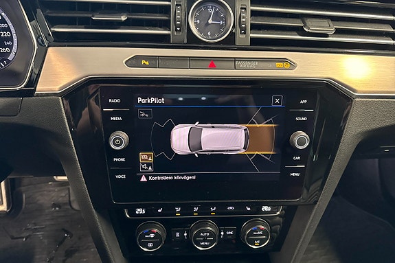 Volkswagen Passat Alltrack 20 of 20